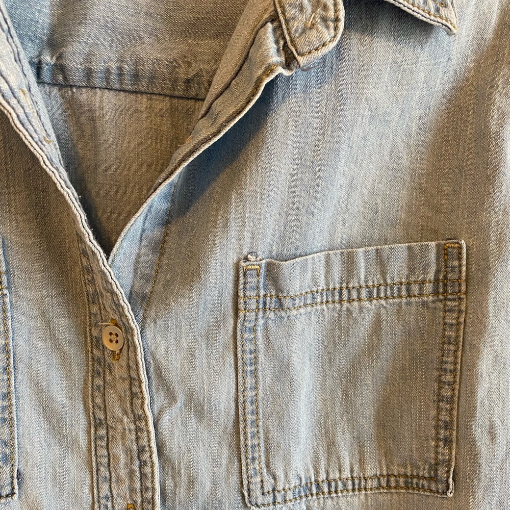 Universal Thread Denim Top - Picture 3 of 4